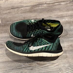 Nike Free Flyknit Women’s Running Shoes Size 10.5